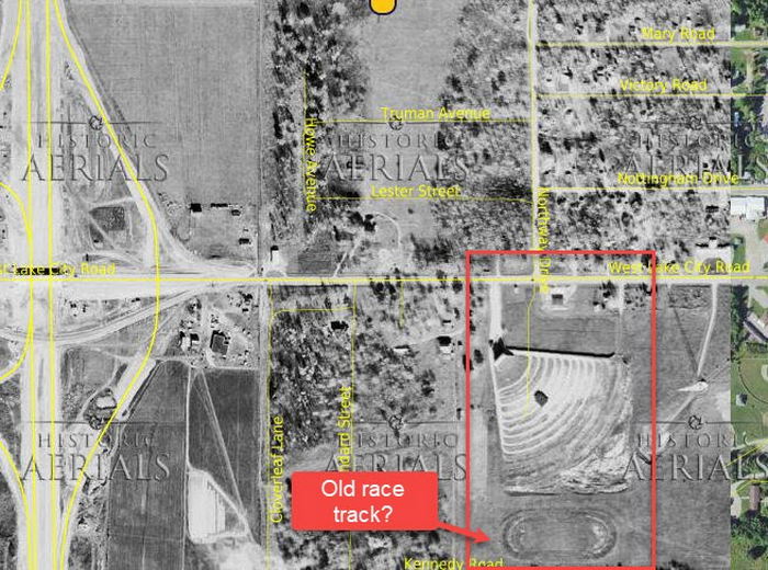 55-Hi Drive-In Theatre - 1960 Aerial Photo